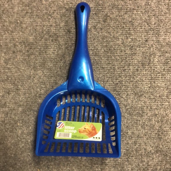 2 litter scoops and 1 play toy for cats. Never used. - Picture 3 of 8